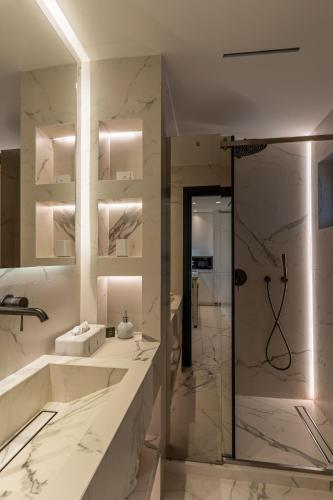 Numi Suites photo 3