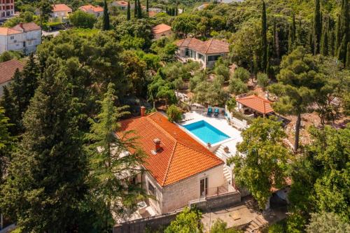 New Luxury Villa Korcula Timeless with private pool, Free Parking, Seafront, for 6 persons