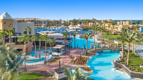 Piscine de l'établissement Pickalbatros Sands Port Ghalib ou située à proximité