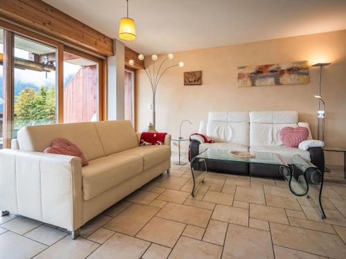 Apartment Carving R02 by Interhome