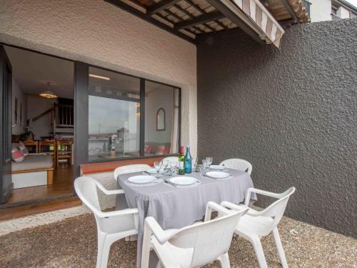 Apartment Coudalère-Les Hébrides-3 by Interhome