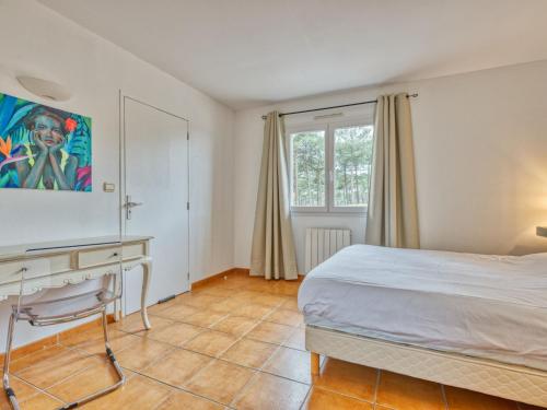 Ένα ή περισσότερα κρεβάτια σε δωμάτιο στο Holiday Home Eden Parc by Interhome