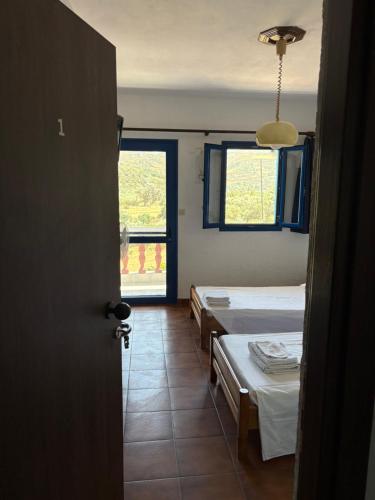 Φωτογραφία από το άλμπουμ του preveli hills apartments σε Levkóyia