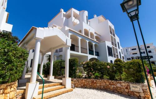 Casa Solway Algarve Escape with Garden & Terrace
