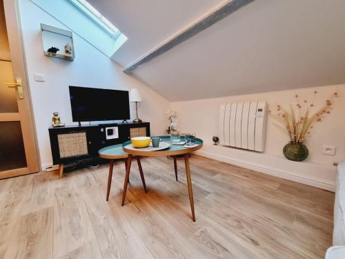 1 clémence fouriaux proche gare et climatisé