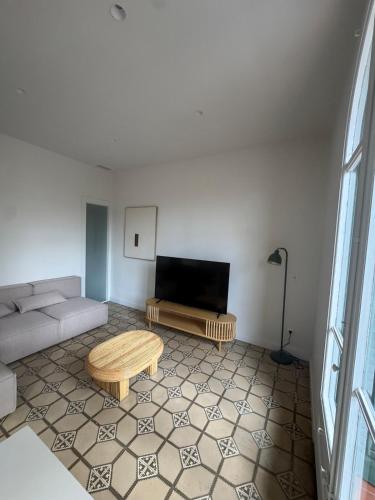The Perfect Nomad's Home - Barcelona