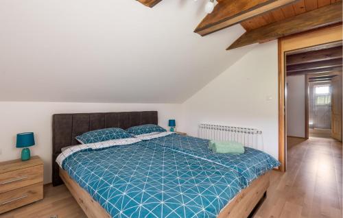Ένα ή περισσότερα κρεβάτια σε δωμάτιο στο Stunning Apartment In Vrbovsko