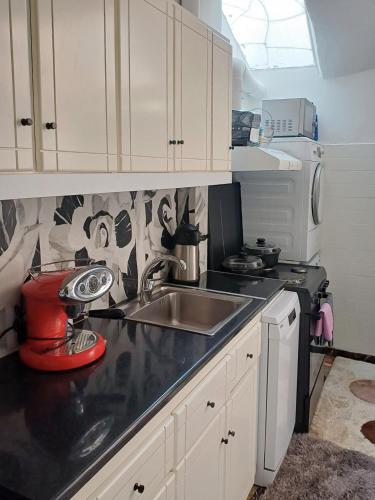 Constantina D Apt Argos