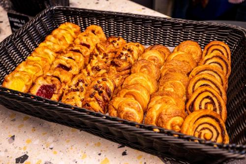 アパートホテルの敷地内または近くでの食事または食べ物