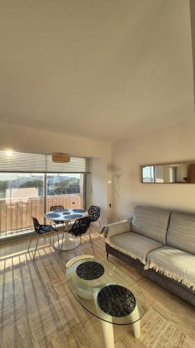 Port de Hyères appartement 4 personnes et parking