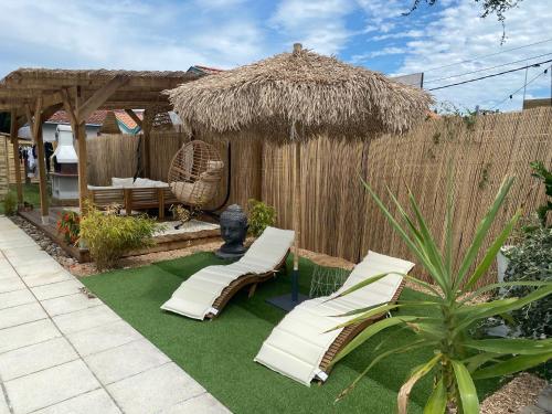 Maisonnette climatisée avec piscine et plage à 6mn