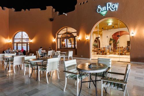 Restaurace v ubytování Sunrise Royal Makadi Resort