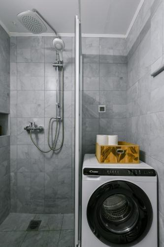 Elegant Urban Stay in Piraeus