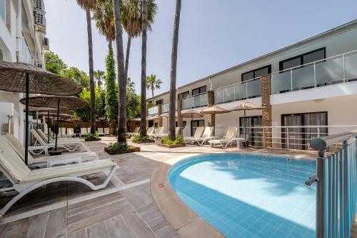 Πισίνα στο ή κοντά στο Tropic Beach Club & Resort - Side