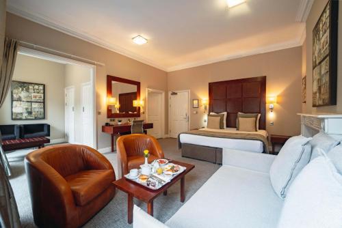 Katil atau katil-katil dalam bilik di Grange Beauchamp Hotel