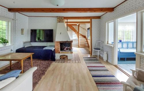 Гостиная зона в 2 Bedroom Nice Home In Munka-Ljungby