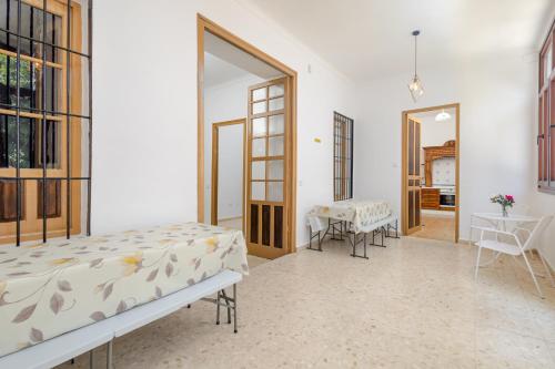 Postel nebo postele na pokoji v ubytování Casa Curro - Mansión con Piscina