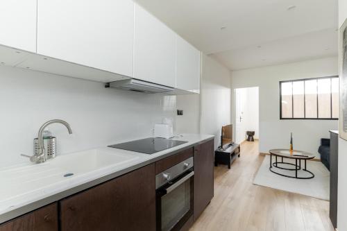 Truffaut Batignolles Appartement de Charme BM