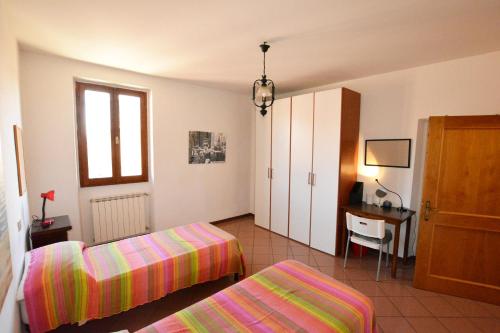 UNYCA - Florence Santa Croce 3-bedroom Apartment