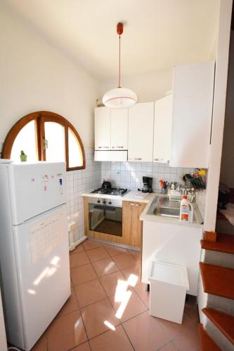 UNYCA - Florence Santa Croce 3-bedroom Apartment