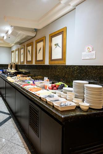 Jídlo v hotelu nebo okolí