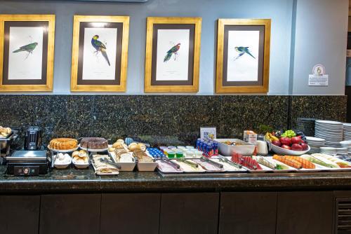 Jídlo v hotelu nebo okolí