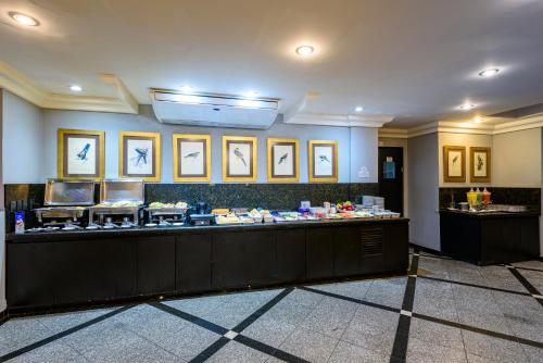 Jídlo v hotelu nebo okolí