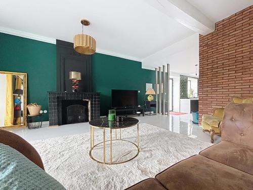 Maison en pierre proche Blayais