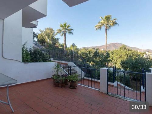 3-Min Walk to Beach , Pool , Estepona , 3BR