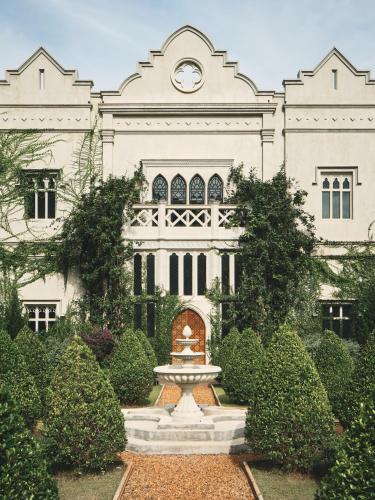 Κήπος έξω από το Maison Mystique Khao Yai