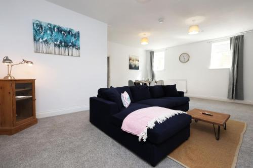Χώρος καθιστικού στο Modern 3Bed, Wi-Fi, Dining for 6