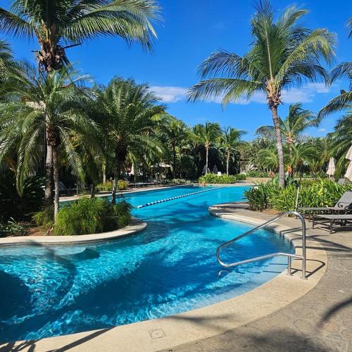 Gallery image of Pacifico Breezy Palms in Coco