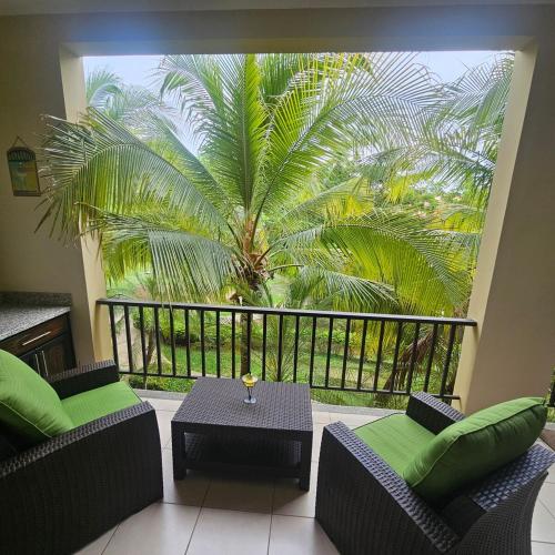 Gallery image of Pacifico Breezy Palms in Coco