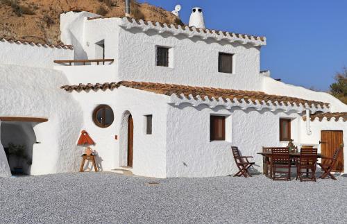 Gallery image of Cuevas Azul in Baza