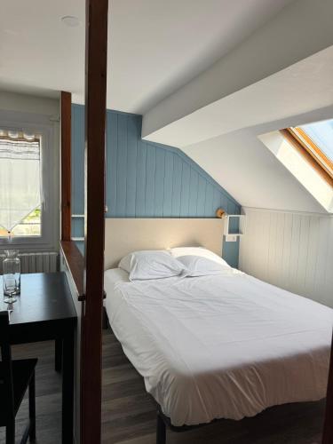 Photo de la galerie de l'établissement Studio Soleil #6 Le Vent Léger centre ville, à Aix-les-Bains