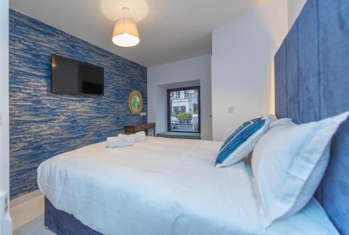 Postel nebo postele na pokoji v ubytování Room in The Heart of Galway