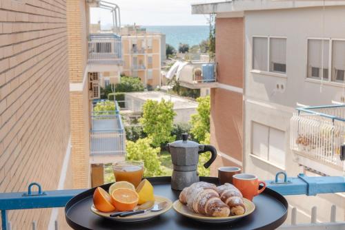 Φαγητό σε αυτό το διαμέρισμα ή κάπου εκεί κοντά