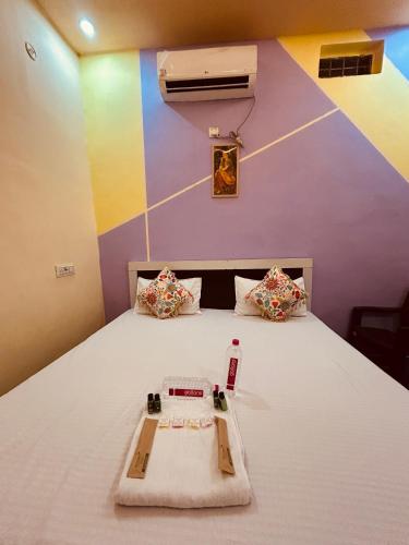 ATULYAM STAYs VRINDAVANにあるベッド