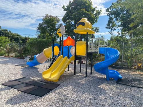 Sân chơi trẻ em tại BAYU VILLA SEGAMAT