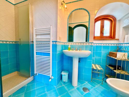 Ένα μπάνιο στο Sweet Home Unheated Jetted Pool