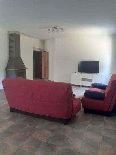 Photo de la galerie de l'établissement Maison dans une Chataigneraie, à Fabras