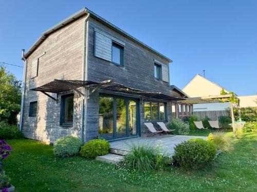 Maison en bois à la campagne proche vilaine