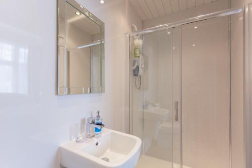 Kingsley Guest House photo 23