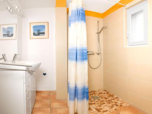 Koupelna v ubytování Island house Paul on the island of Poel