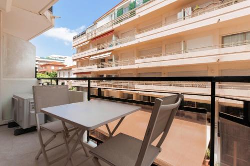 T2 Neuf et chic à deux pas de la Croisette