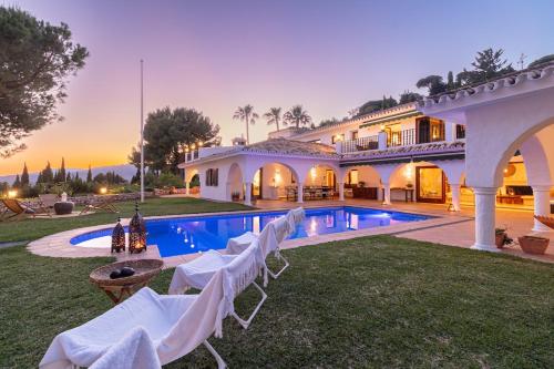 LYX HOMES Villa in Mijas with private heated pool