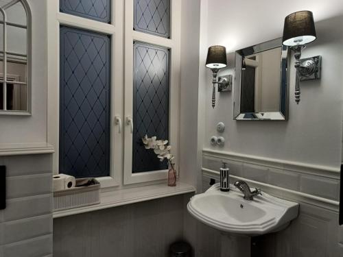 Ένα μπάνιο στο Kamienica Pod Aniołami Szeroka1