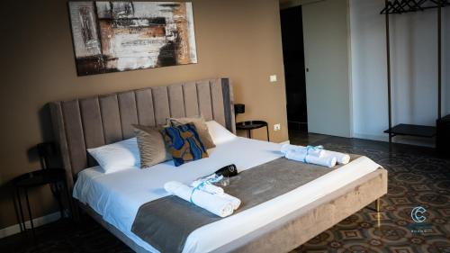 Postel nebo postele na pokoji v ubytování Celeste Rooms Bed and Breakfast