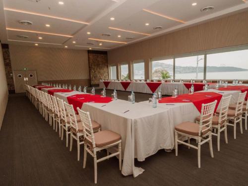 Εστιατόριο ή άλλο μέρος για φαγητό στο HS HOTSSON Hotel Acapulco