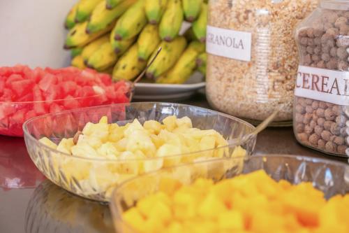 Makanan di atau berdekatan hotel